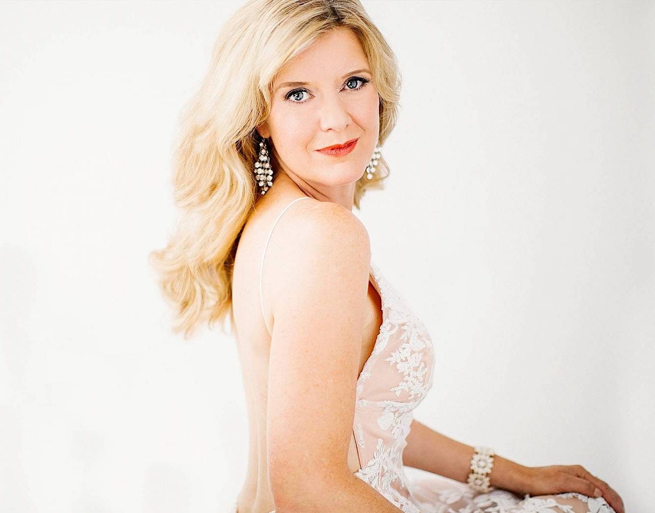 GlamourPortrait Muenchen Sindia Boldt PhotographyBeforeAfter 0013