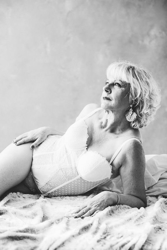 Fotoshooting Boudoir Fotos Muenchen Fotograf Fotoatelier Hohenkammer Sindia Boldt 183