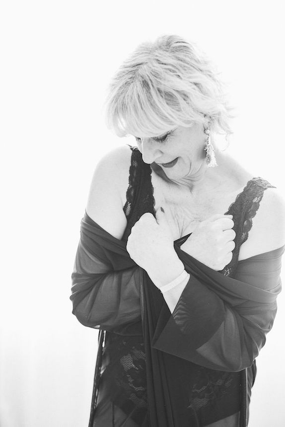 Fotoshooting Boudoir Fotos Muenchen Fotograf Fotoatelier Hohenkammer Sindia Boldt 254 1 Fotoshooting Boudoir Fotos Muenchen Fotograf Fotoatelier Hohenkammer Sindia Boldt 254 1